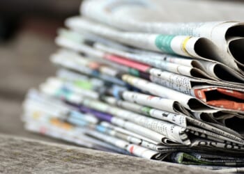 Media heaps praise on cop killer Shakur