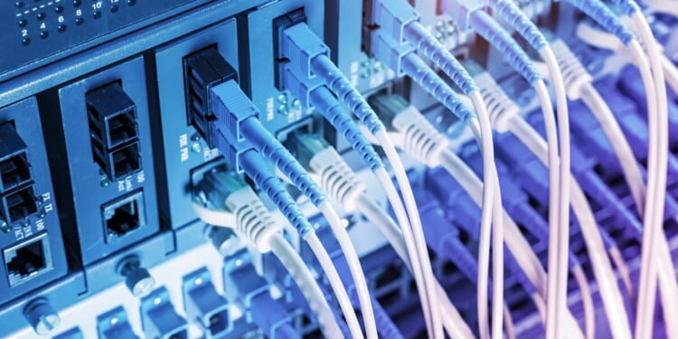 Traverse City fiber network rolls out slowly and expensively – Mackinac Center