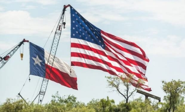 Can Texas Hold ‘Em? | CDN