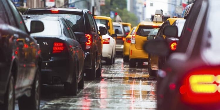 Decision Time for TriMet’s 82nd Ave. Road Diet