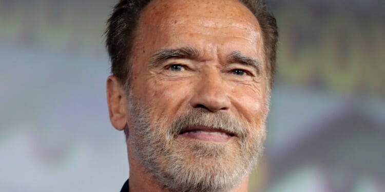 Schwarzenegger terminates gerrymandering narrative