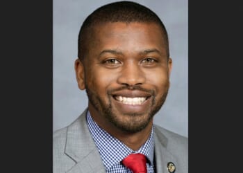 Which Democrats vote with Republicans on veto overrides?