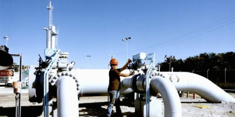 Trump Admin To Make Big Oil Buy In Bid To Refill Reserves Biden Drained