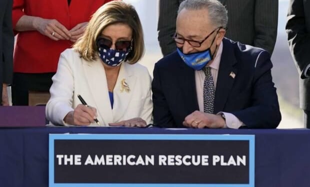 Trump Reveals Why He Didn’t Name Pardoned Turkeys Chuck And Nancy