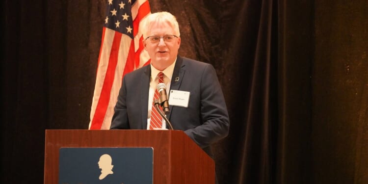 Federalist Society honors a guardian of liberty – Mackinac Center