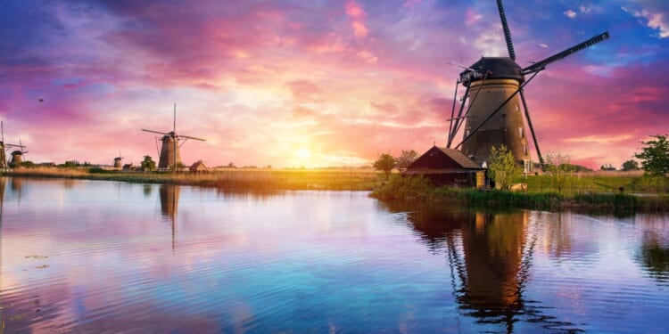 How tourism could help revitalize Midwest factory towns – Mackinac Center