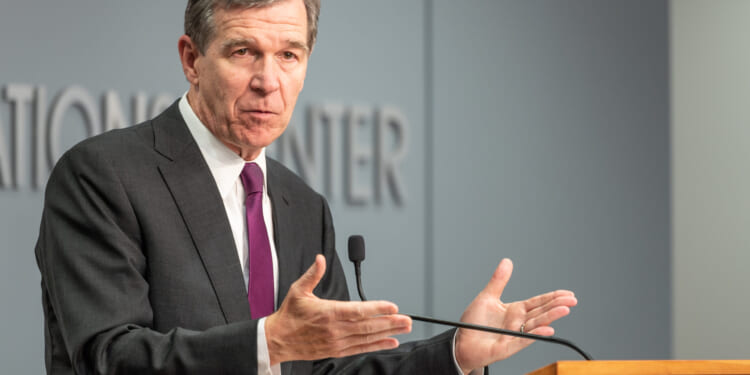 National outlet calls out Cooper for avoiding crime issue