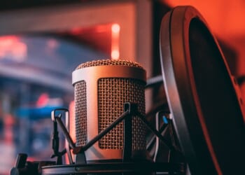 Americans can help the Iranian people