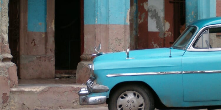 American socialists fall for propaganda in Havana