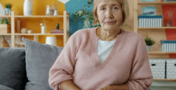 Should I collect SS now or wait two years until age 70?