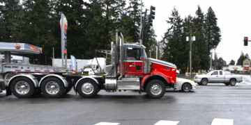 ‘If I Hit One Of Y’all’: Truck Driver Unloads On Anti-ICE Protesters Stopping Him From Doing His Job