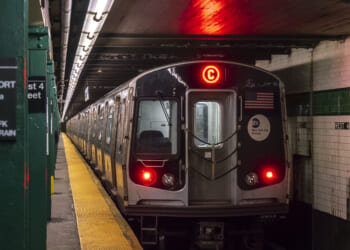 34-mta-workers-made-200k-in-overtime-in-2025