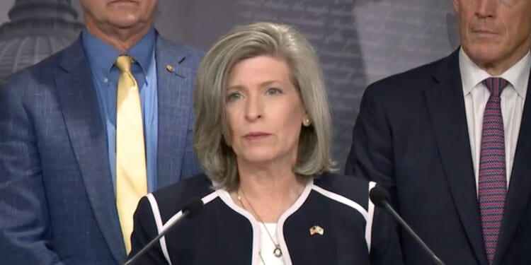 Feds don’t know if government is paying people on ‘do not pay’ list