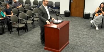 Public comment on proposed voting site rules