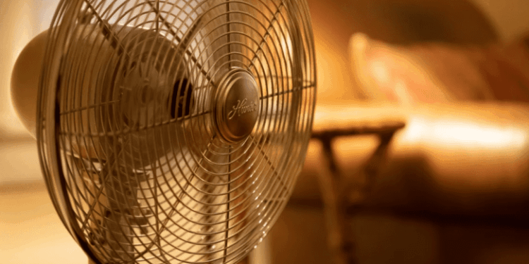 Simple Ways to Lower Cooling Costs Without Touching the Thermostat