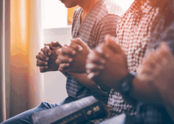The principles of prayer in public meetings
